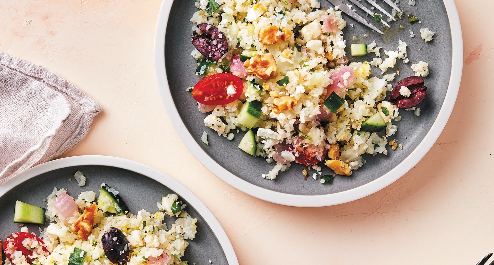 overhead of greek cauliflower rice