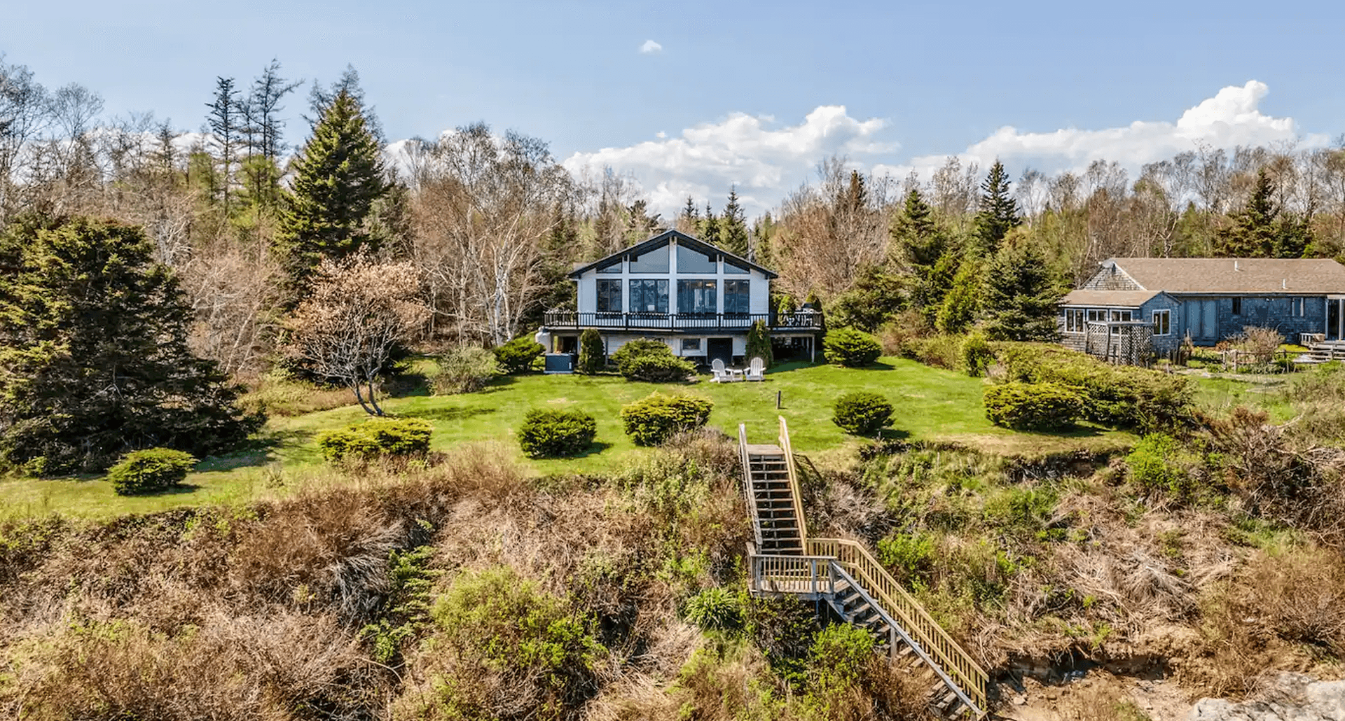 best airbnbs in New England category