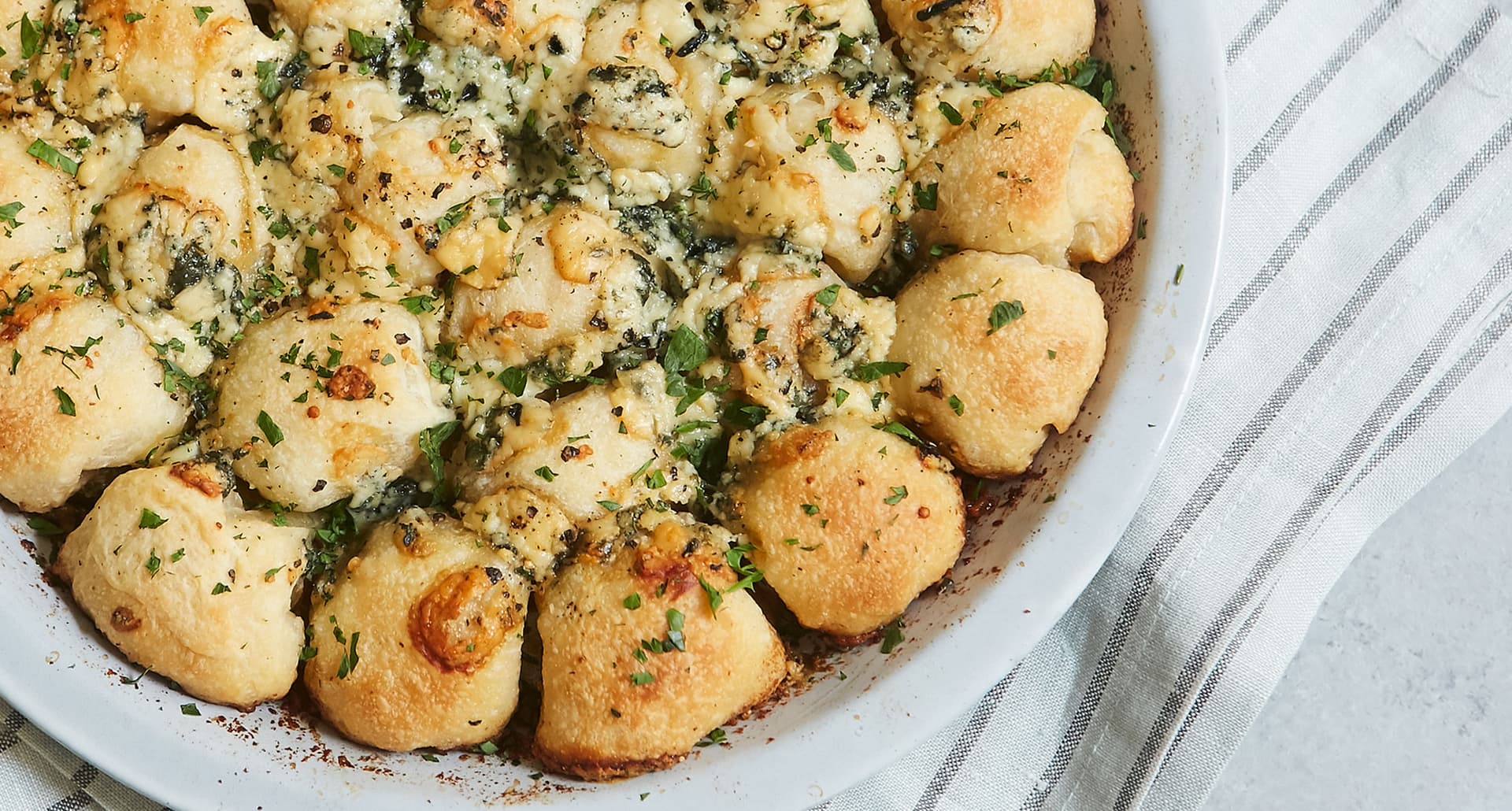 holiday finger foods: baked gorgonzola bites
