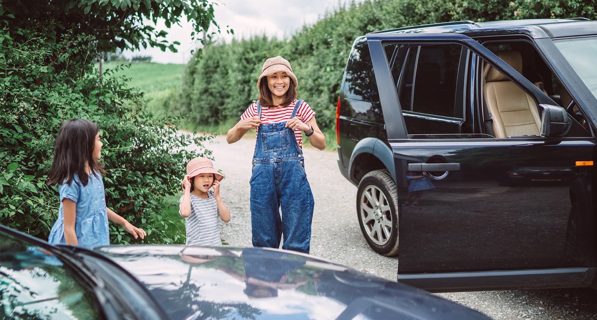 A family taking an affordable U.S. vacation