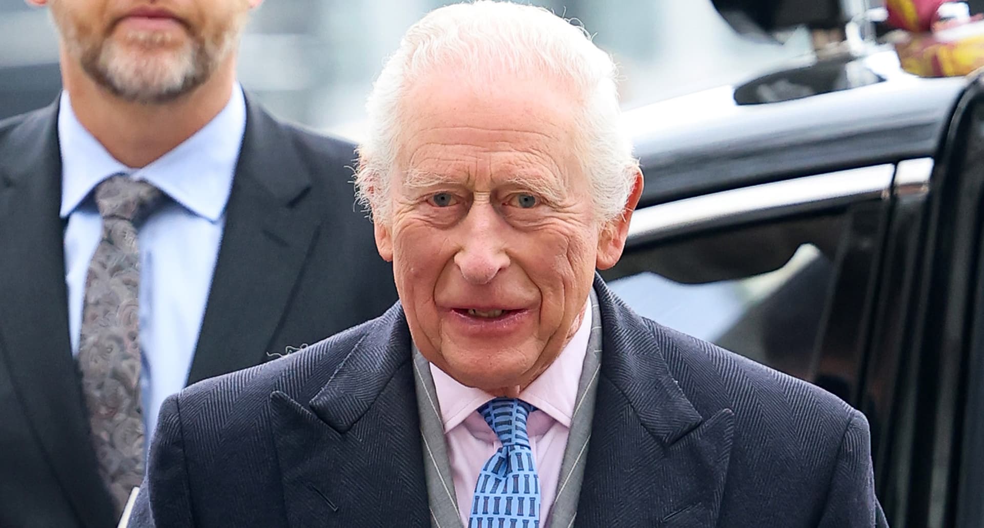king charles body language discomfort