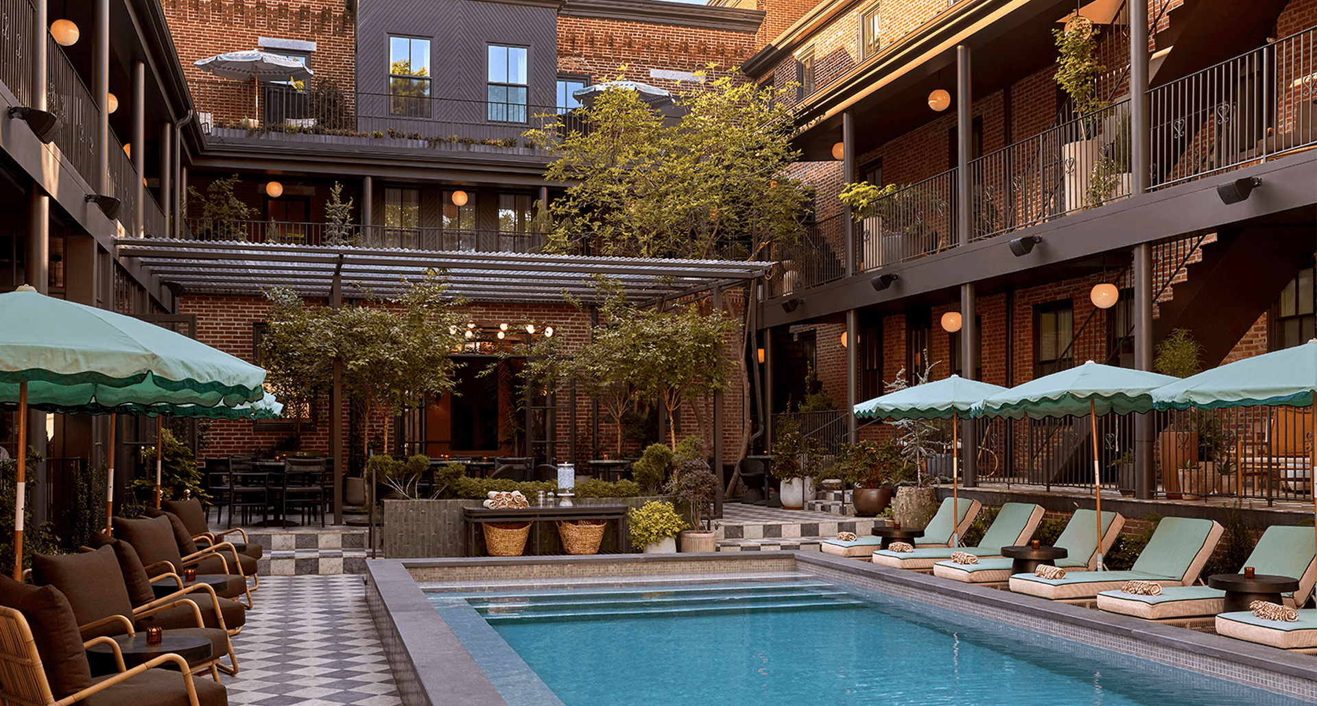 anna and bel hotel review