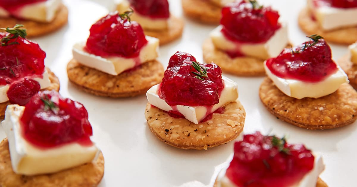cranberry brie bites