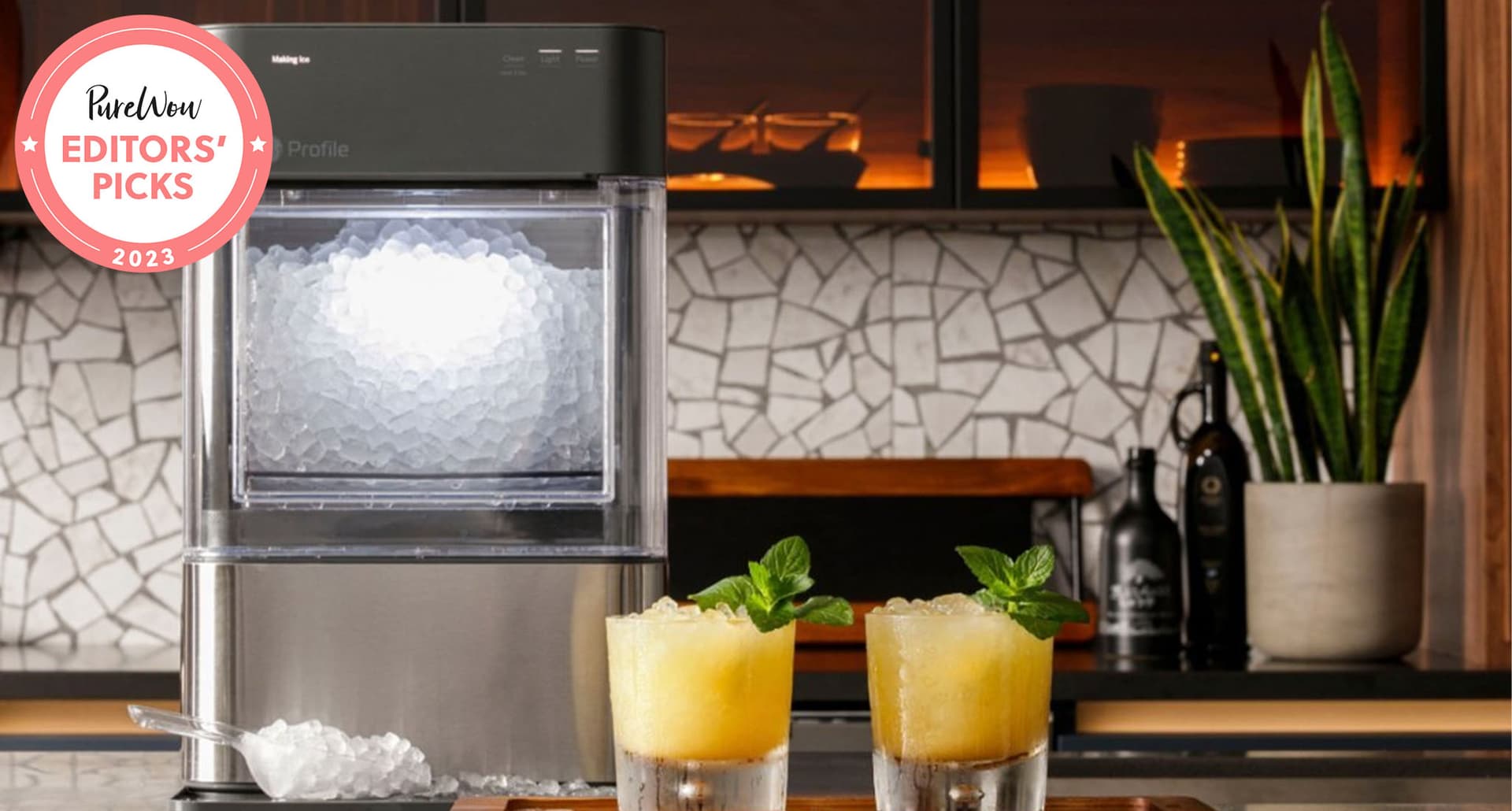 The 8 Best Countertop Ice Makers for Your Iced Coffee, Pop and More