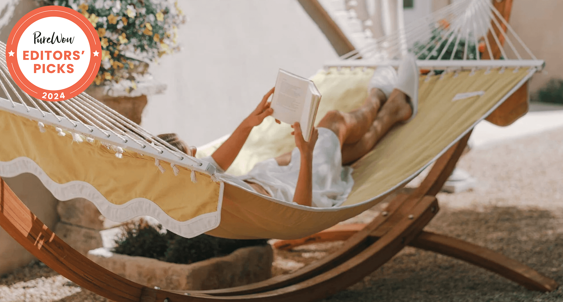 best hammocks, like this yellow business and pleasure fringed hammock
