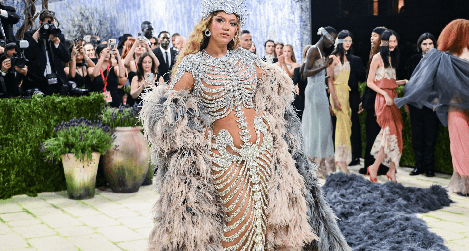 Met Gala 2026: Beyonce in Skeleton Dress