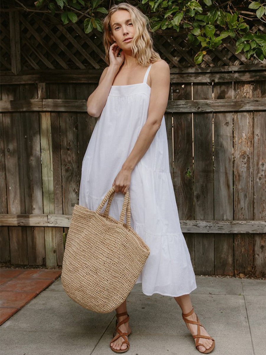 7 Linen Dresses to Keep You Effortlessly Cool 7 Linen Dresses to Keep You Effortlessly Cool