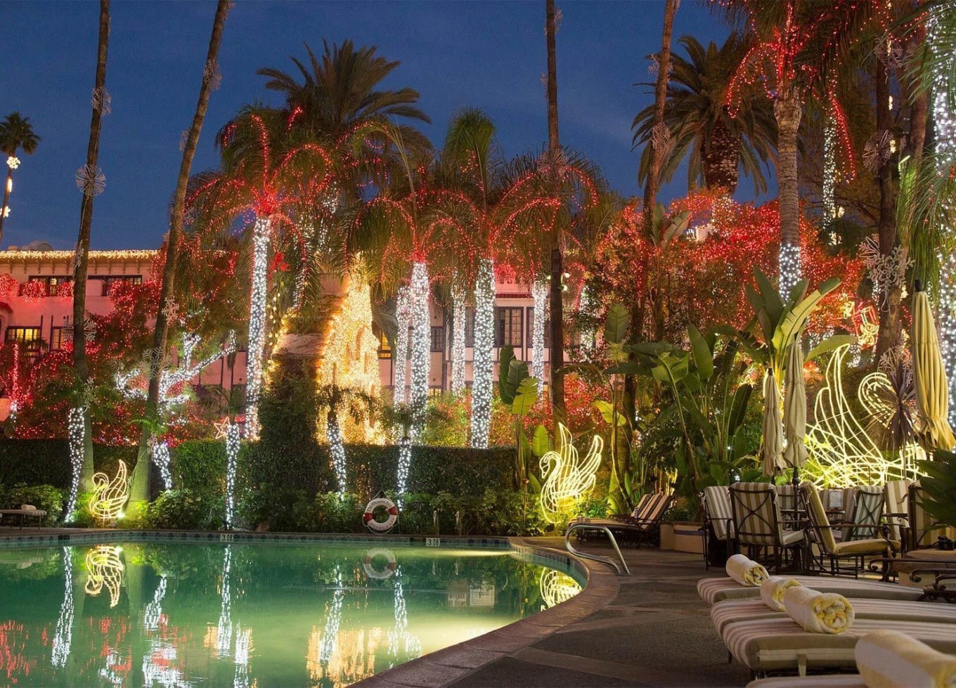 5 of the Best Places to See Christmas Lights in L.A.